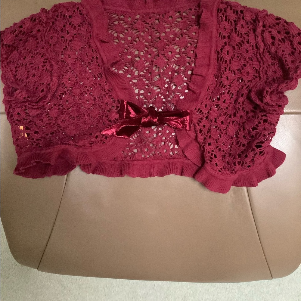 Ruffled Cotton crochet bolero with velvet tie front